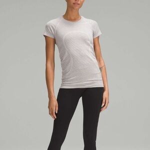 Lululemon Swiftly Tech Short-Sleeve Shirt 2.0